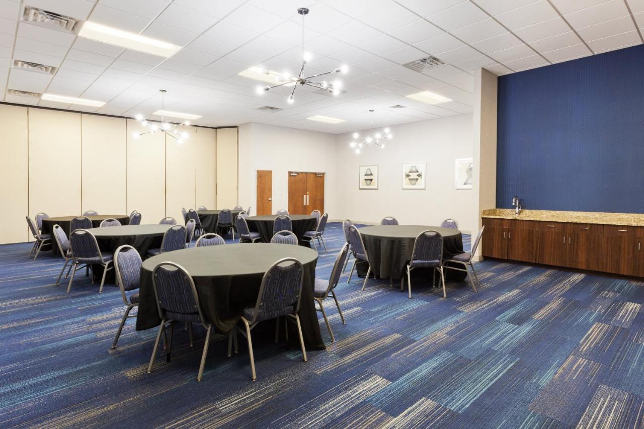 Holiday Inn Express Hotel & Suites Montgomery Boyd-Cooper Parkway By Ihg Exterior foto